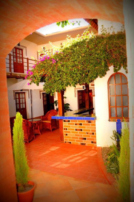La Escondida Hostal Сукре Екстер'єр фото